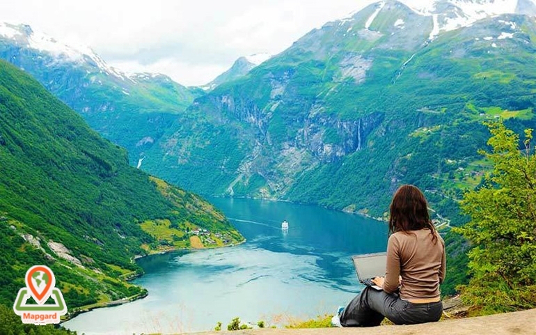 شغل های آنلاین (کار در فضای اینترنت)