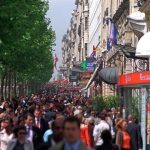 12 کاری که نباید در سفر انجام داد