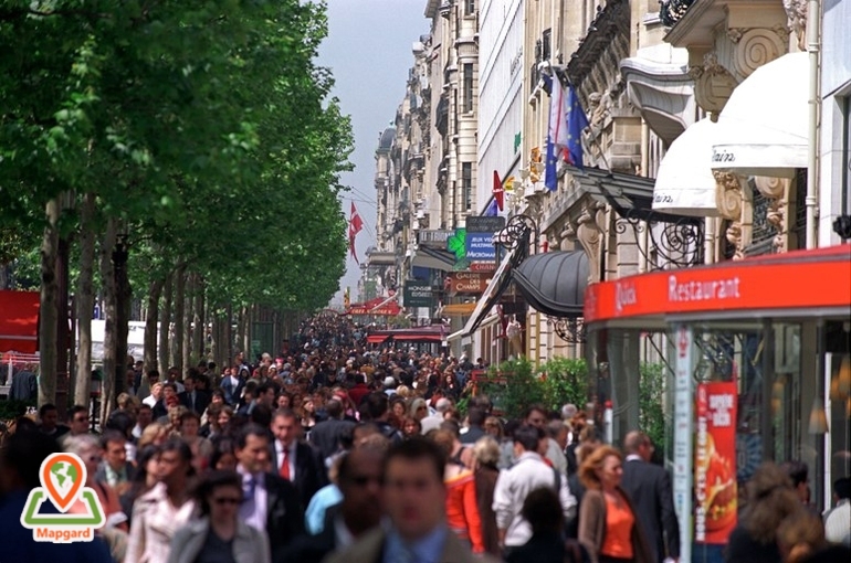 12 کاری که نباید در سفر انجام داد