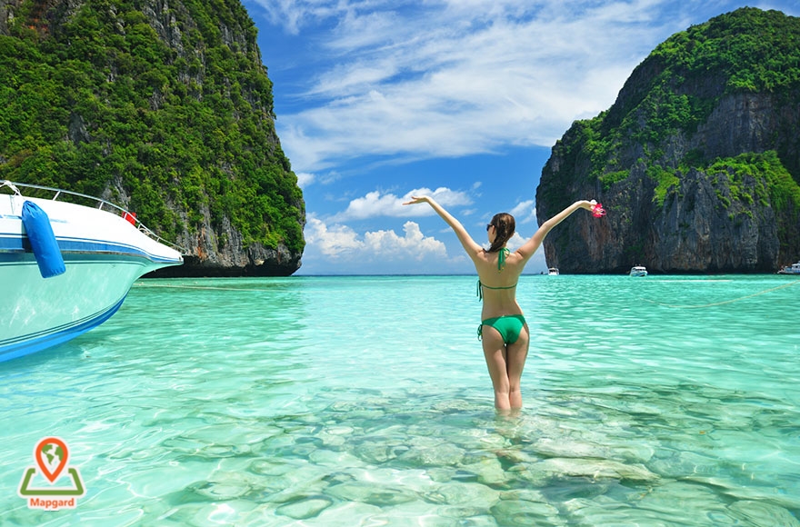 لذت بردن از لحظه های خصوصی در سواحل تایلند