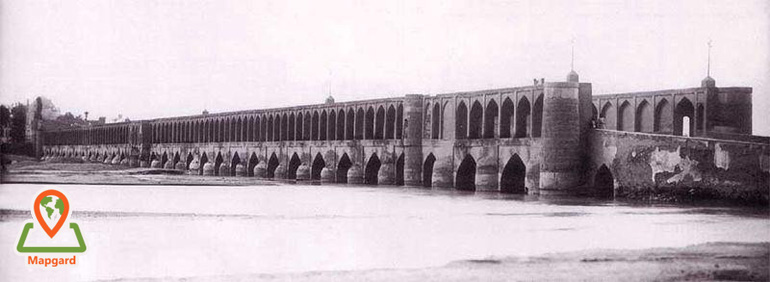 سی و سه پل در دوران صفوی سی و سه پل در دوران صفوی