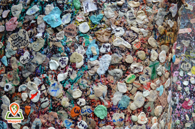 آدامس های خانه ژولیت