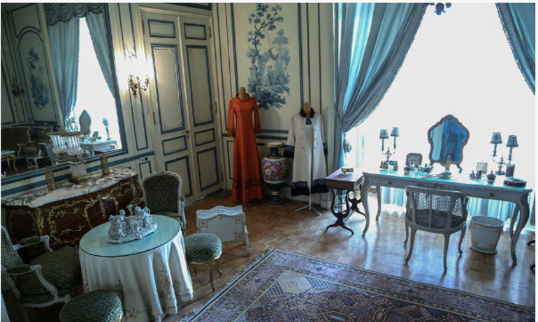 اتاق آرایش فرح پهلوی کاخ نیاوران اتاق آرایش فرح پهلوی کاخ نیاوران