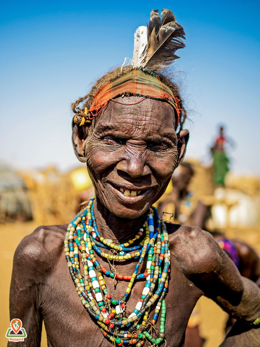 9) زنی از قبیله داسانچ (Dassanech Tribe)