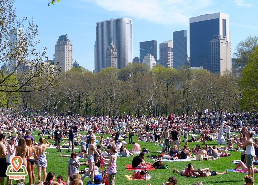 قدم زدن در شیپ مدو (Sheep Meado)، پارک مرکزی نیویورک، آمریکا1